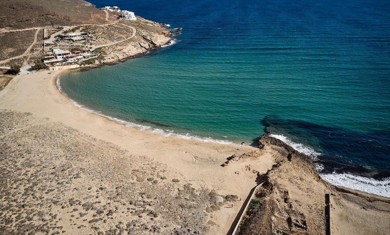 Villa Villa Barbarossa - Elegant Beachfront Retreat With Heated Pool & Outdoor Gym Ftelia (Mykonos)