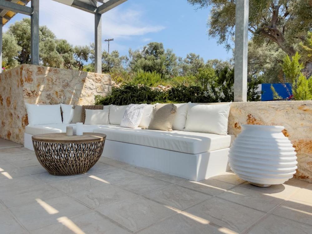 Zidanos Luxurious Sea Front * Marantochori