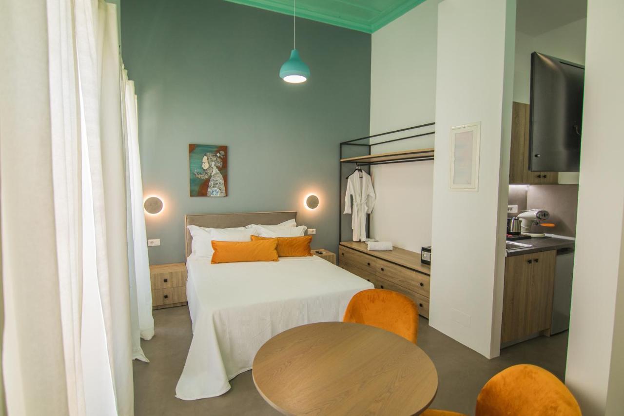 Ialemos Group Apartment *