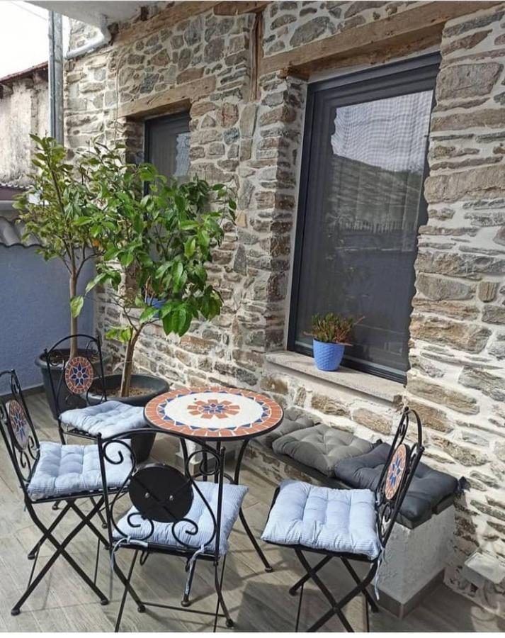 Theokleia_guest House