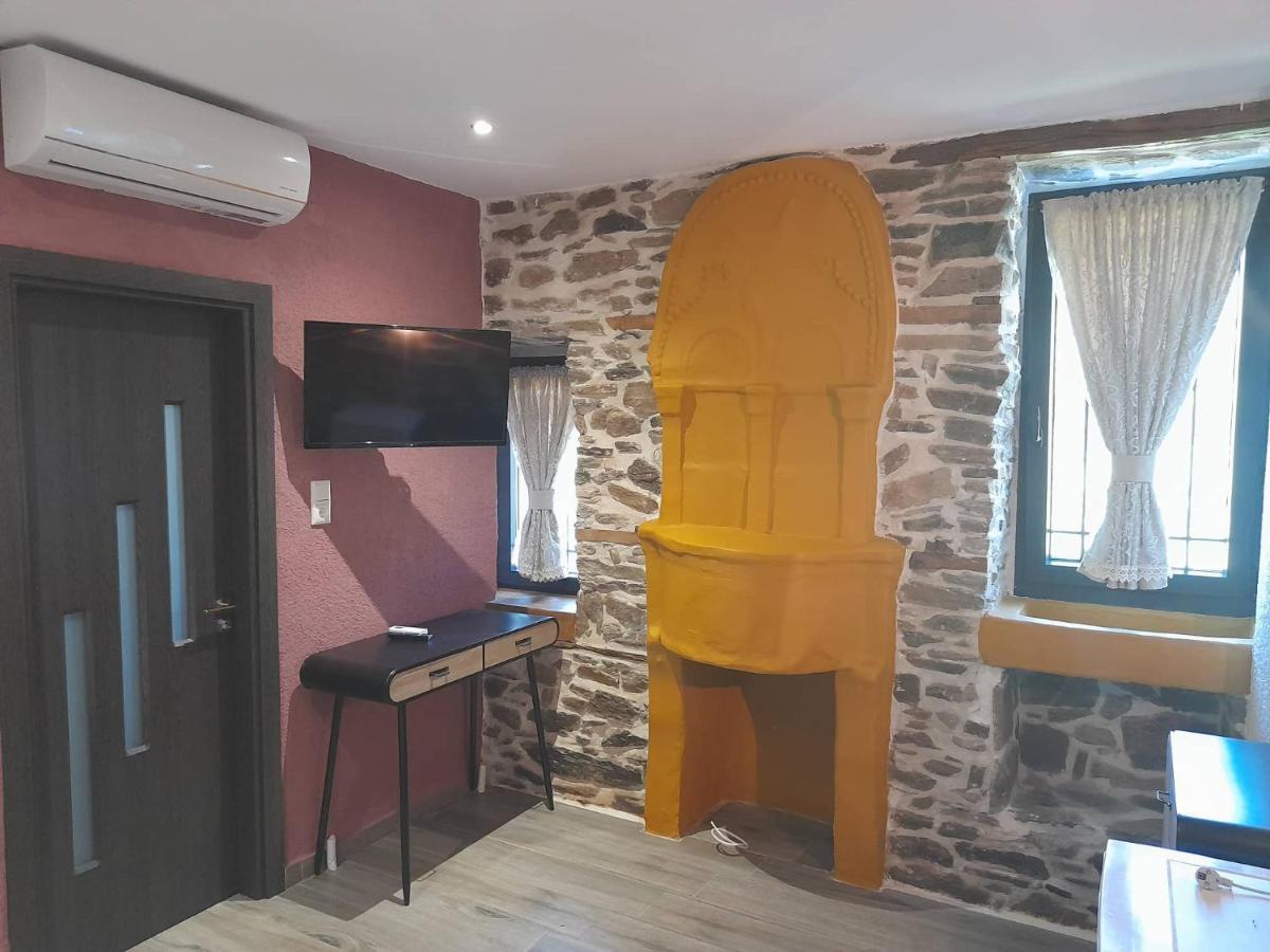 Theokleia_guest House