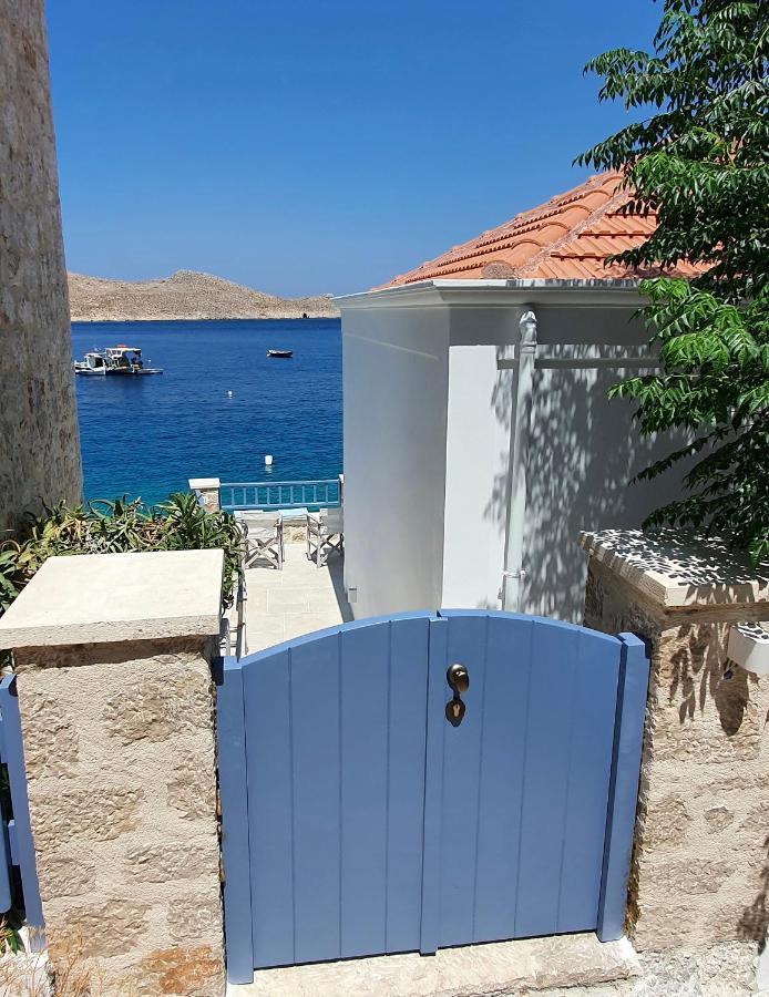 Villa Sea Breeze - A Waterfront Chalki Town