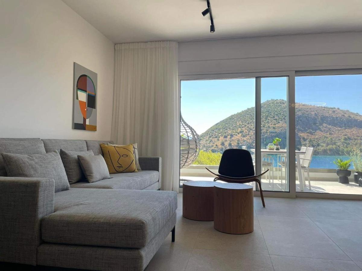 Apartment Thea Luxury Tolo