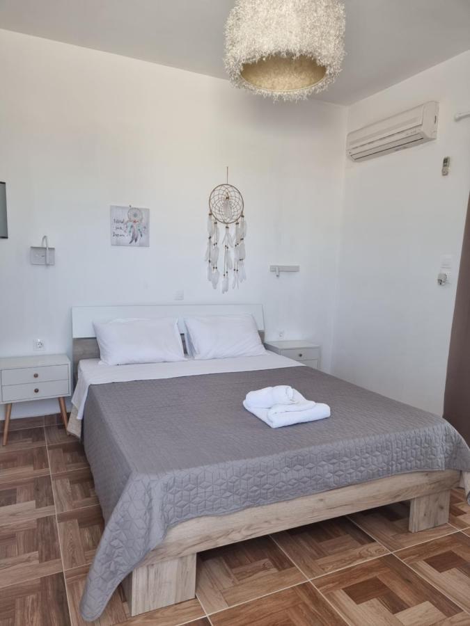 12 Senses Sea View Aparthotel