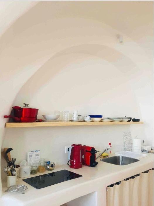 Santorinio Yellow House * Exo Gonia