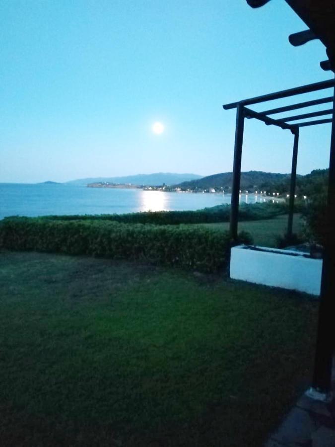 Sangue Blu Beachfront Holiday home *