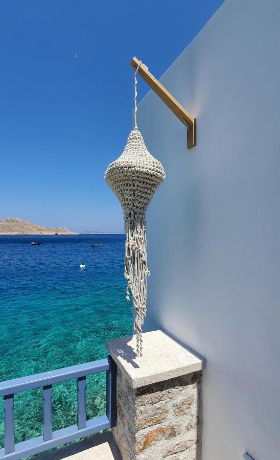 Sea Breeze - A Waterfront Villa *