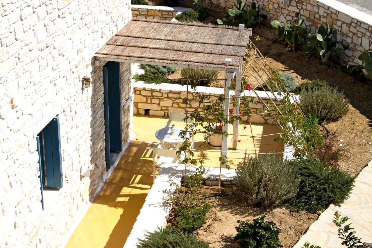 Nomads House Aparthotel