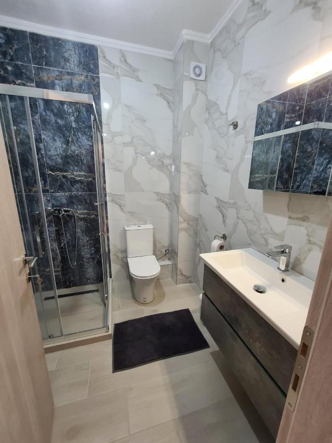 Apartment Leks Terra