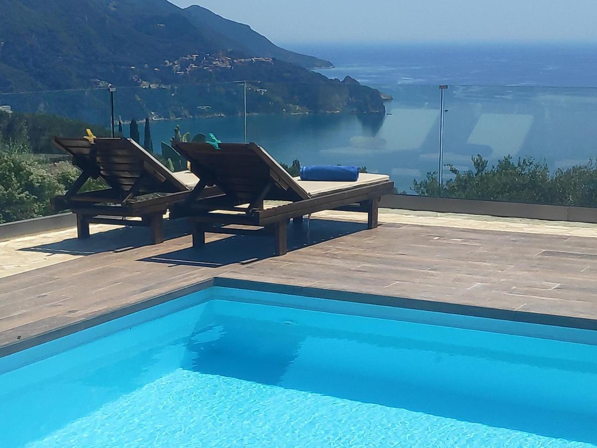 Vardia-amazing Seaviews With Heated Pool Sinarades