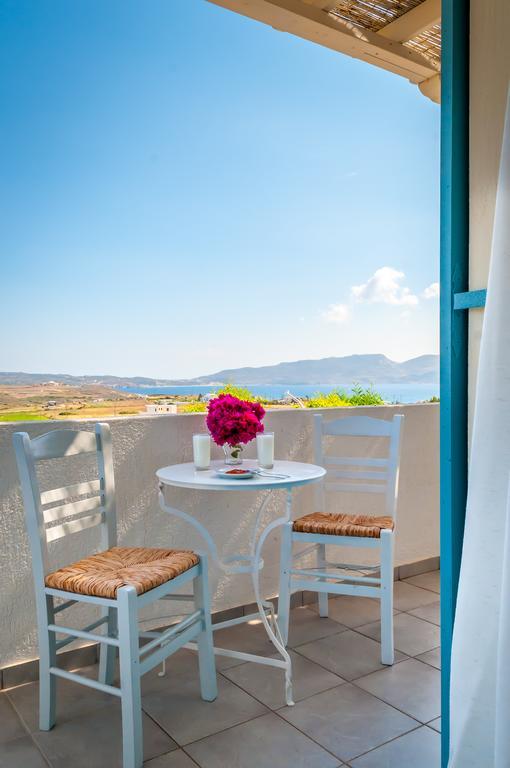 Faros 3* Milos Island