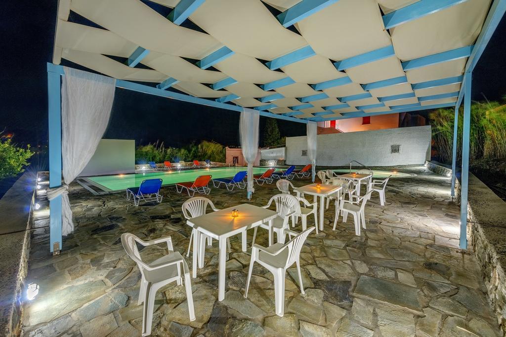Aparthotel Smaragdi 2*
