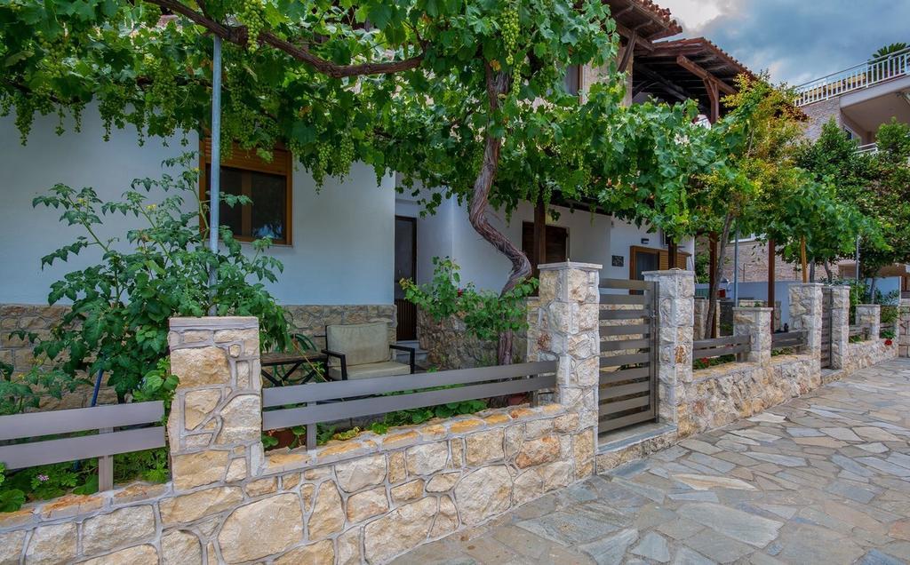 Paradise Apartment *