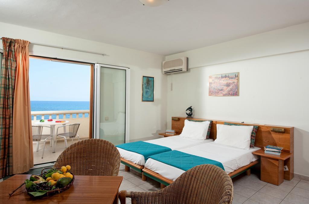 Andromeda & Studios 3* Hersonissos (Crete)