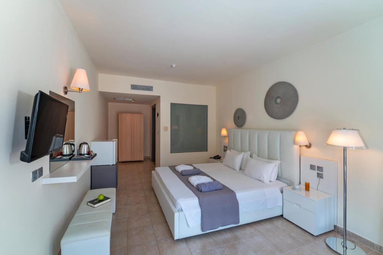 Senses Ocean Blue Sea Side 4*