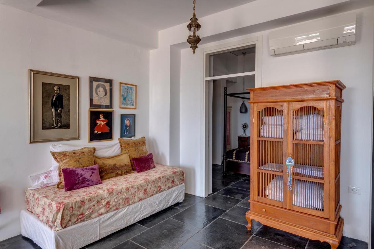 Alma Libre Syros Ermoupoli