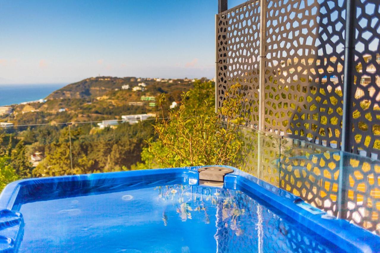 Flyviewflatsblue Privatehottub With Seaview Apartment