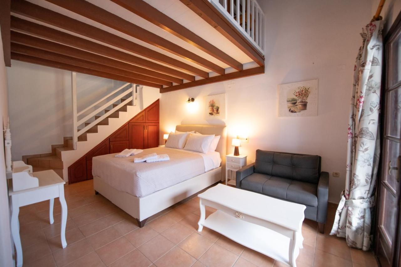 Hovolo Aparthotel 3*