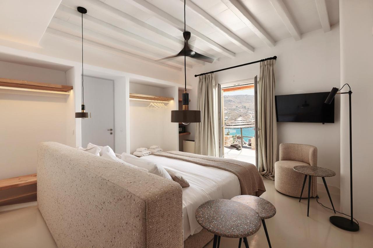 Villa Villa Barbarossa - Elegant Beachfront Retreat With Heated Pool & Outdoor Gym *