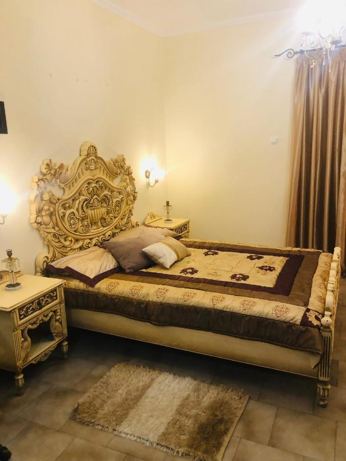 Sun Apartment