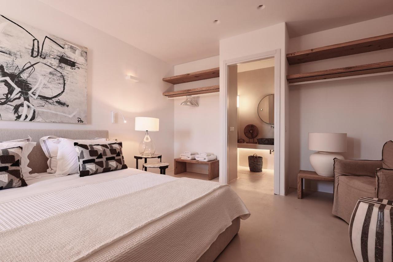 Villa Barbarossa - Elegant Beachfront Retreat With Heated Pool & Outdoor Gym