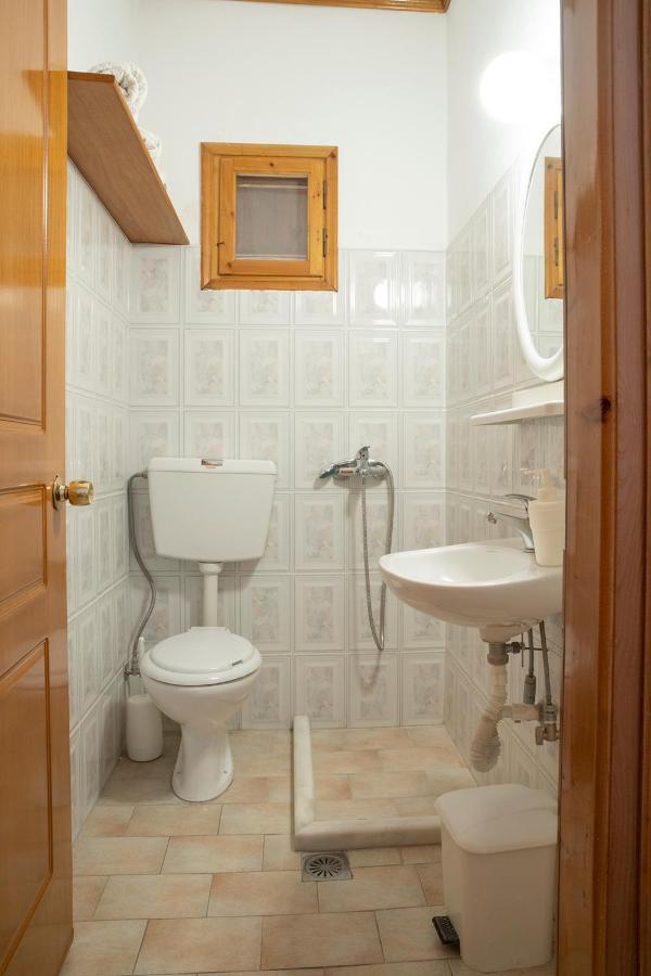 Apartment Gravanis Studios