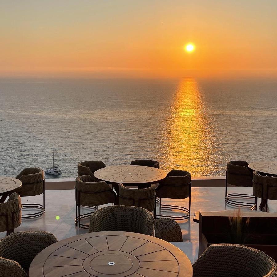 Milos Paradise Luxury Villa Agios Nikitas