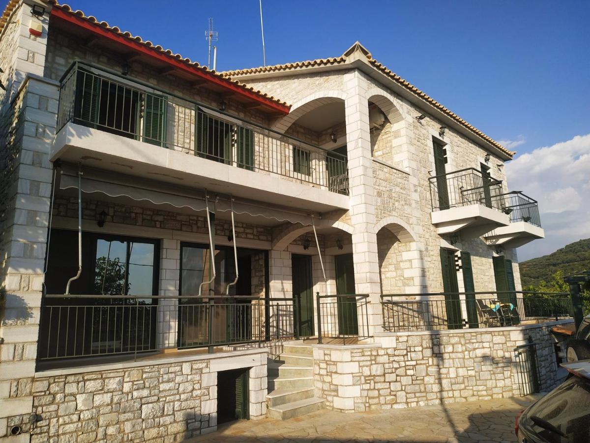 Papadeas Holiday home