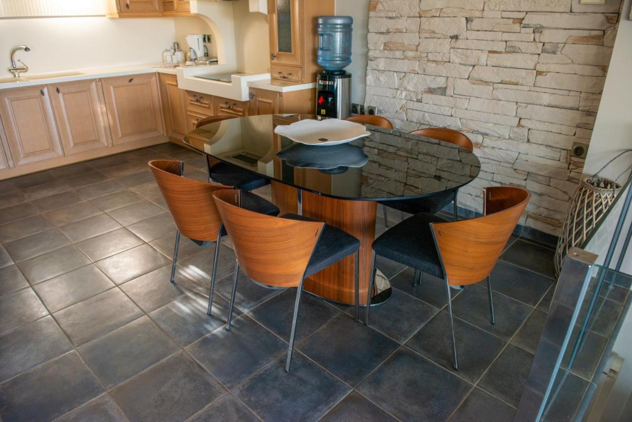 Oasis Holiday home *