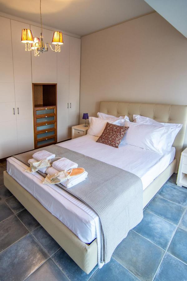 Oasis Holiday home Pefkali