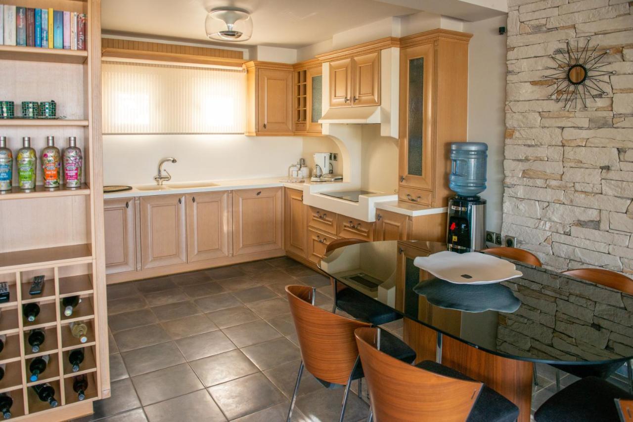 Holiday home Oasis Pefkali