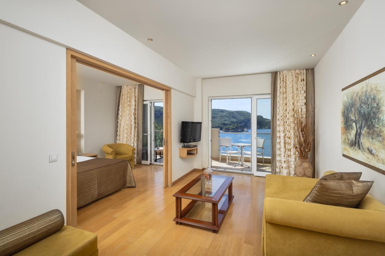 Akrotiri - Adult Friendly 5* Paleokastritsa
