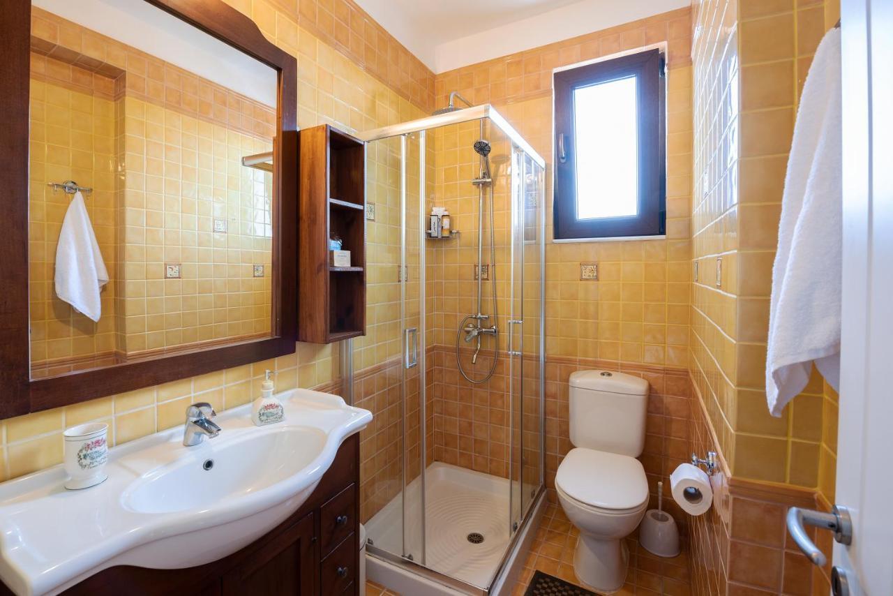 Salamina Holiday home *