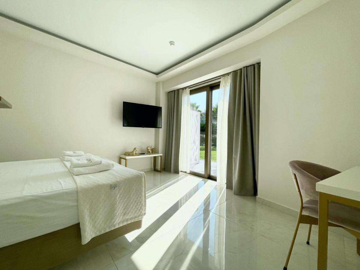 Hotel Laguna By Diomedes Group