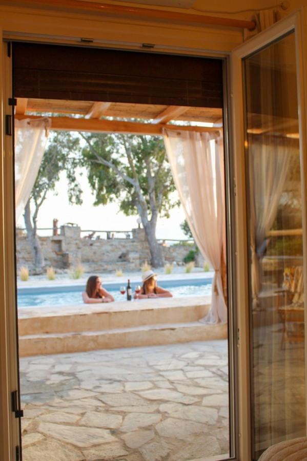 Janakos View With Private Pool
