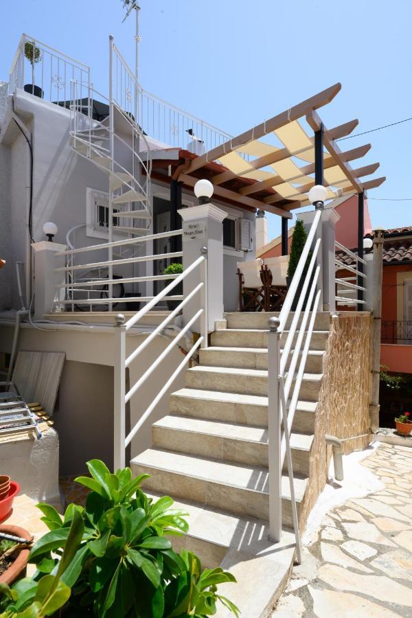 Maria's Dream House