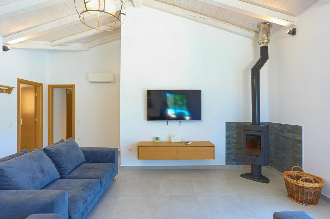 Villa Brand New Loki With Large Infinity Pool Wifi And Sea Views