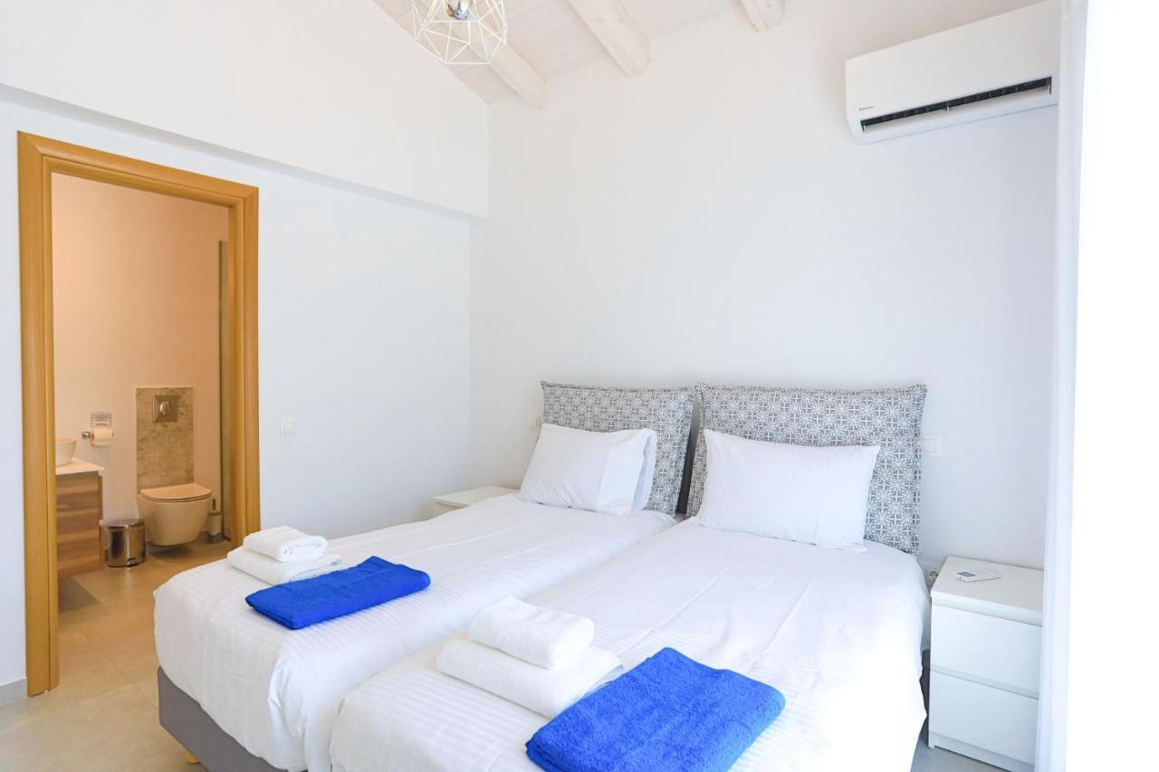 Brand New Loki With Large Infinity Pool Wifi And Sea Views Agnitsini
