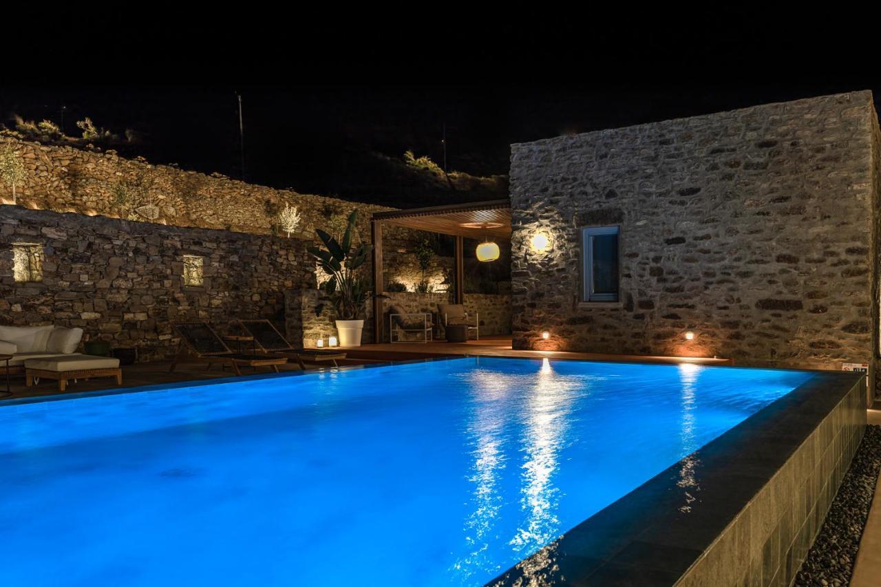 Cape * Ftelia (Mykonos)