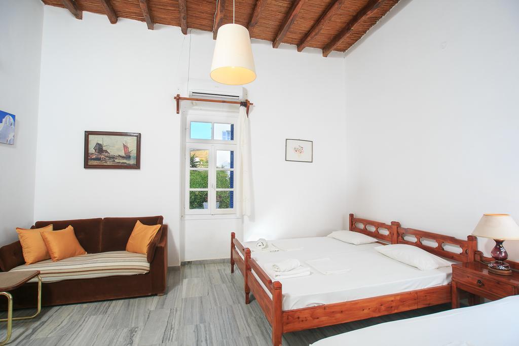 Paros Rita Apartment