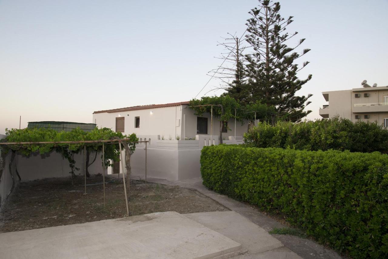 Villa Seafront Eirini