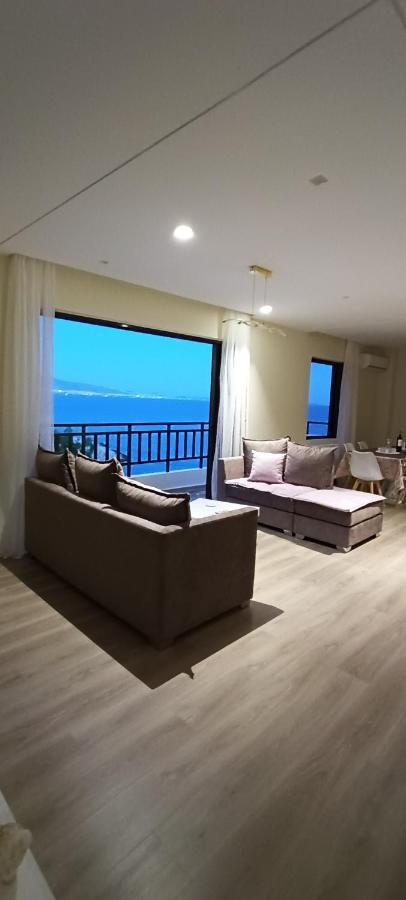 Blue Seaview Apartment *