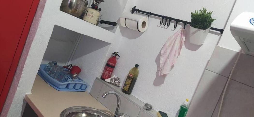 Close To The Ring Road-aunt's House Apartment Volos