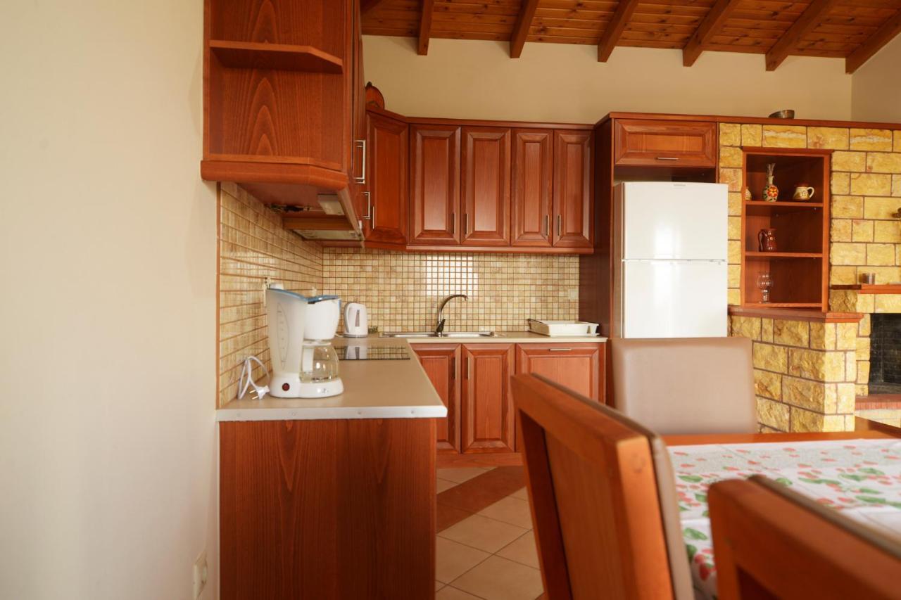 Papadeas Holiday home