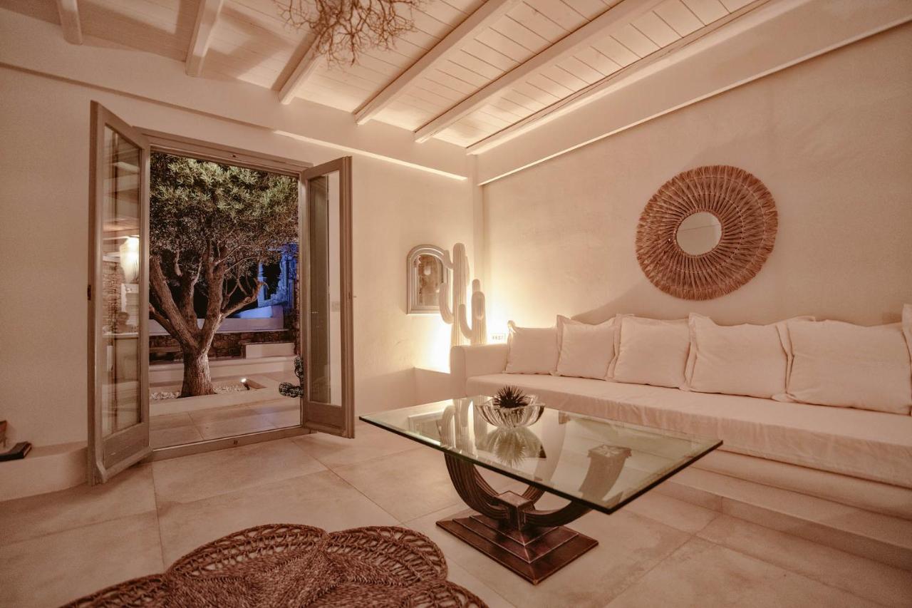 On The Rocks Villa *