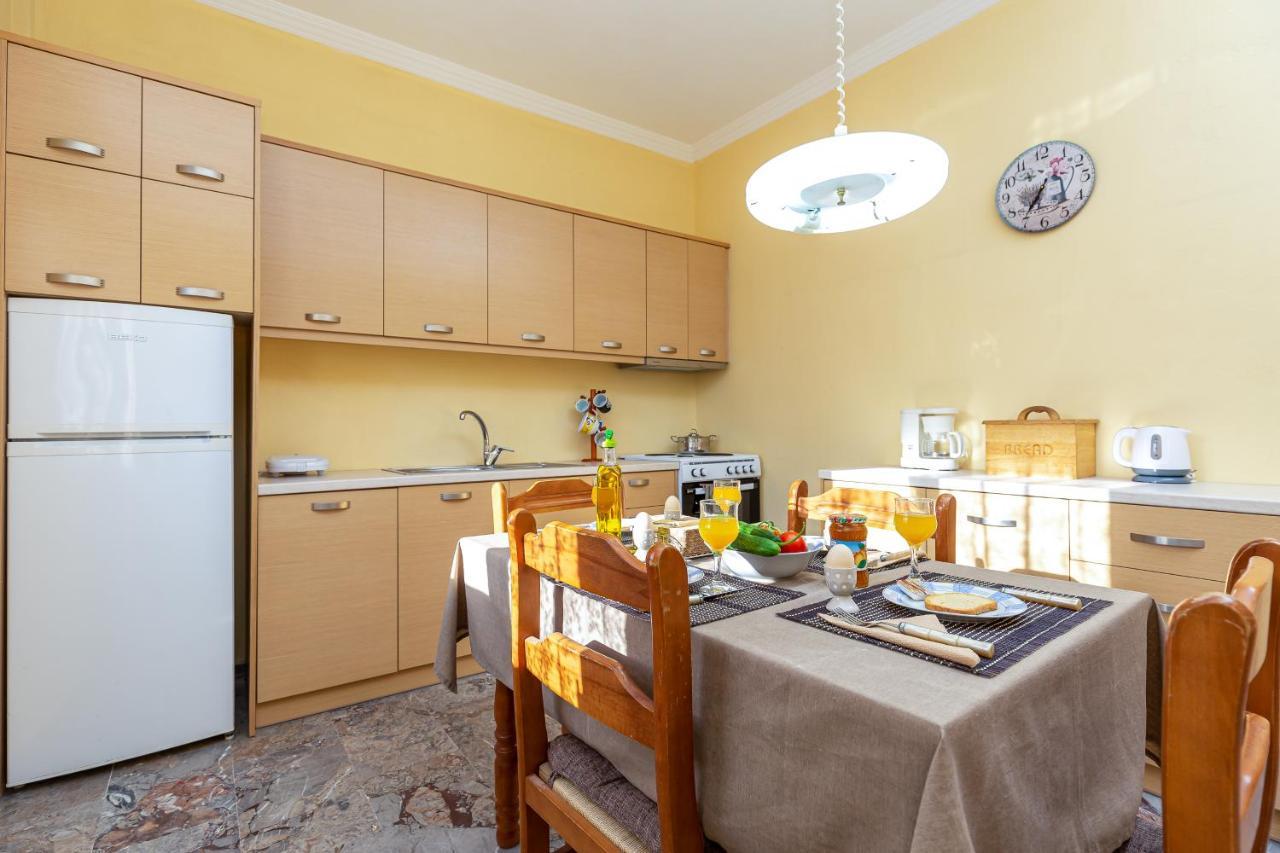 Dimitra House - Corfiot Country Side Getaway Apartment *