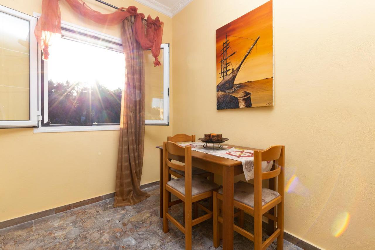 Dimitra House - Corfiot Country Side Getaway Apartment *