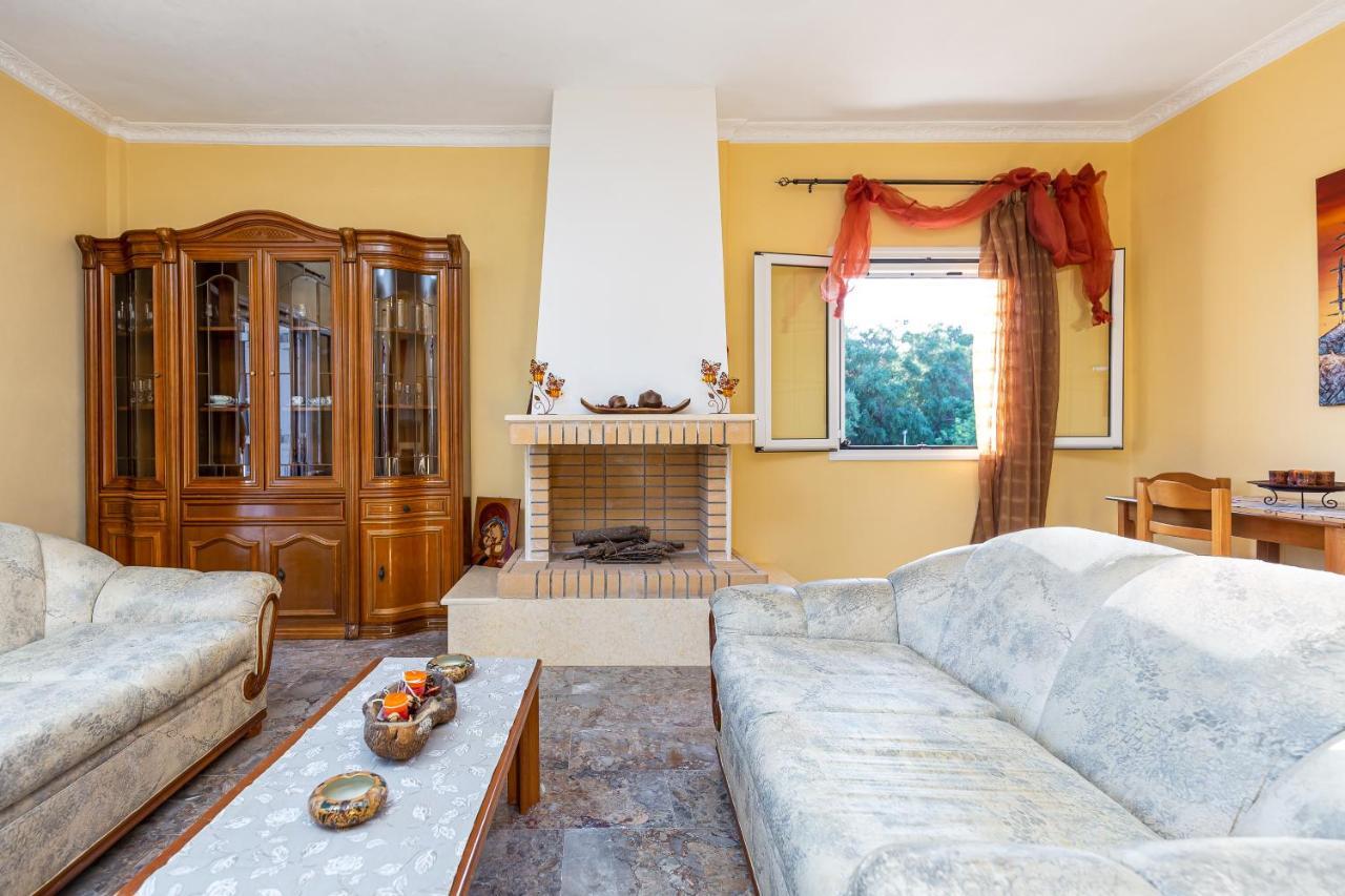 Dimitra House - Corfiot Country Side Getaway Apartment *