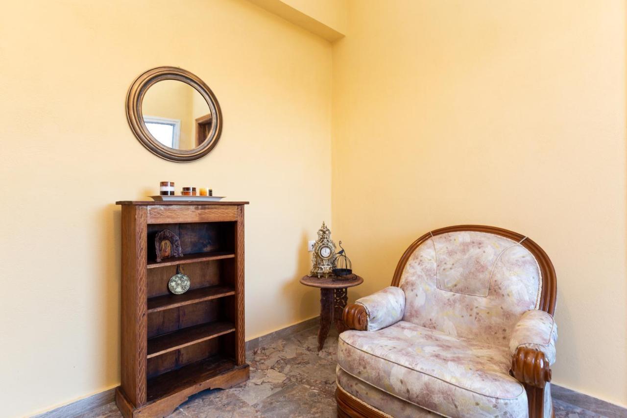 Dimitra House - Corfiot Country Side Getaway