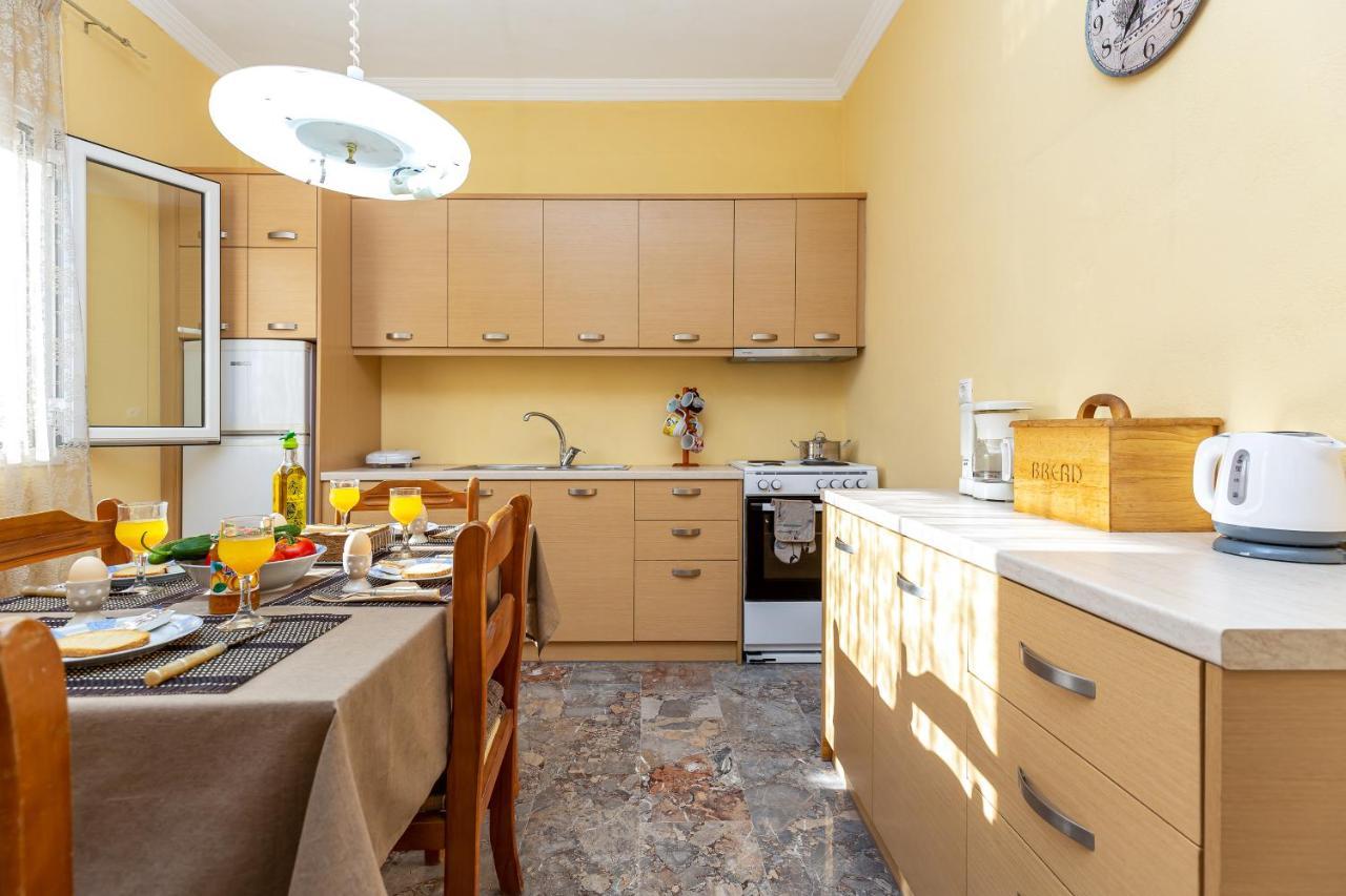 Dimitra House - Corfiot Country Side Getaway Apartment *